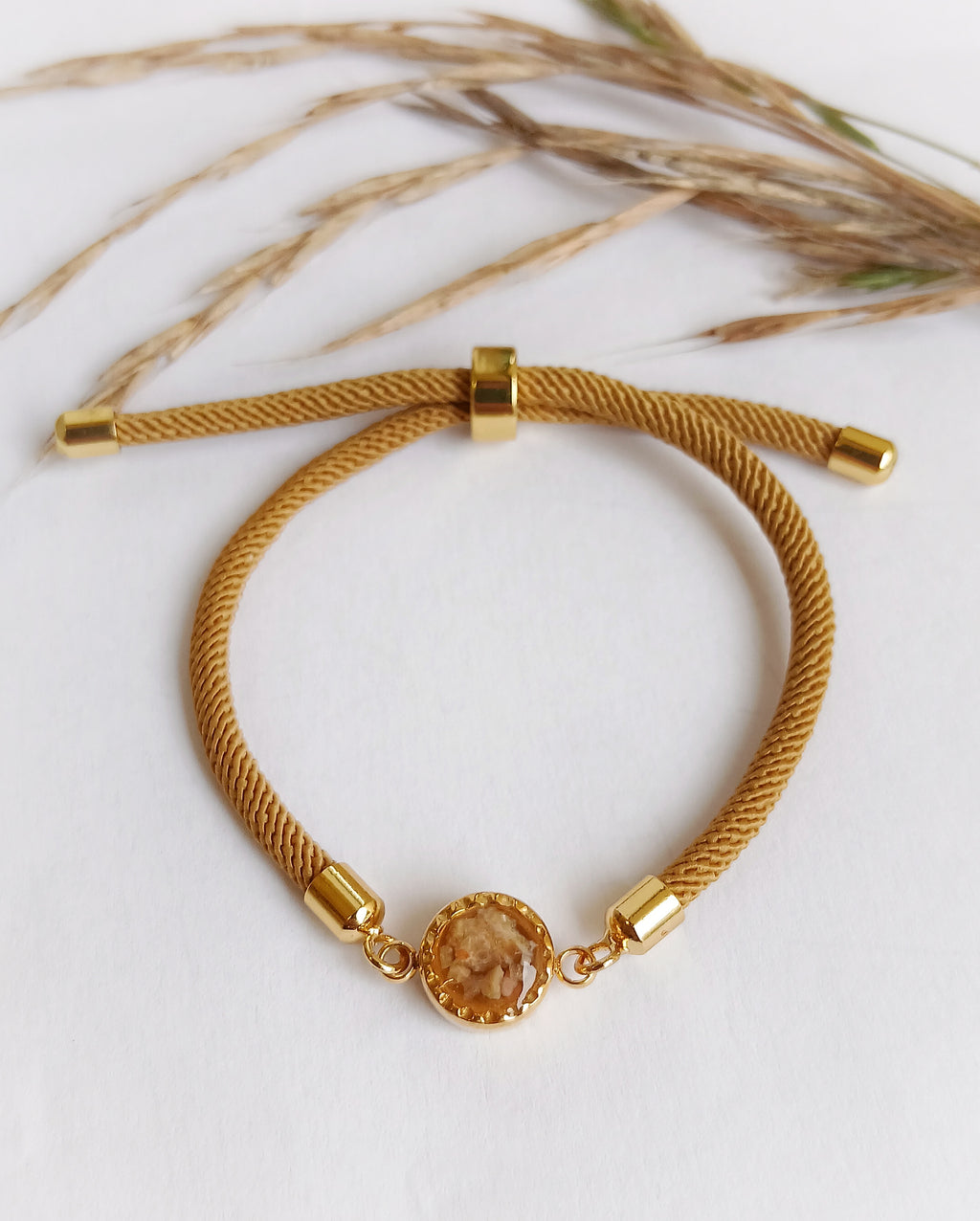 Armband Gold mit Naturstein Anhänger