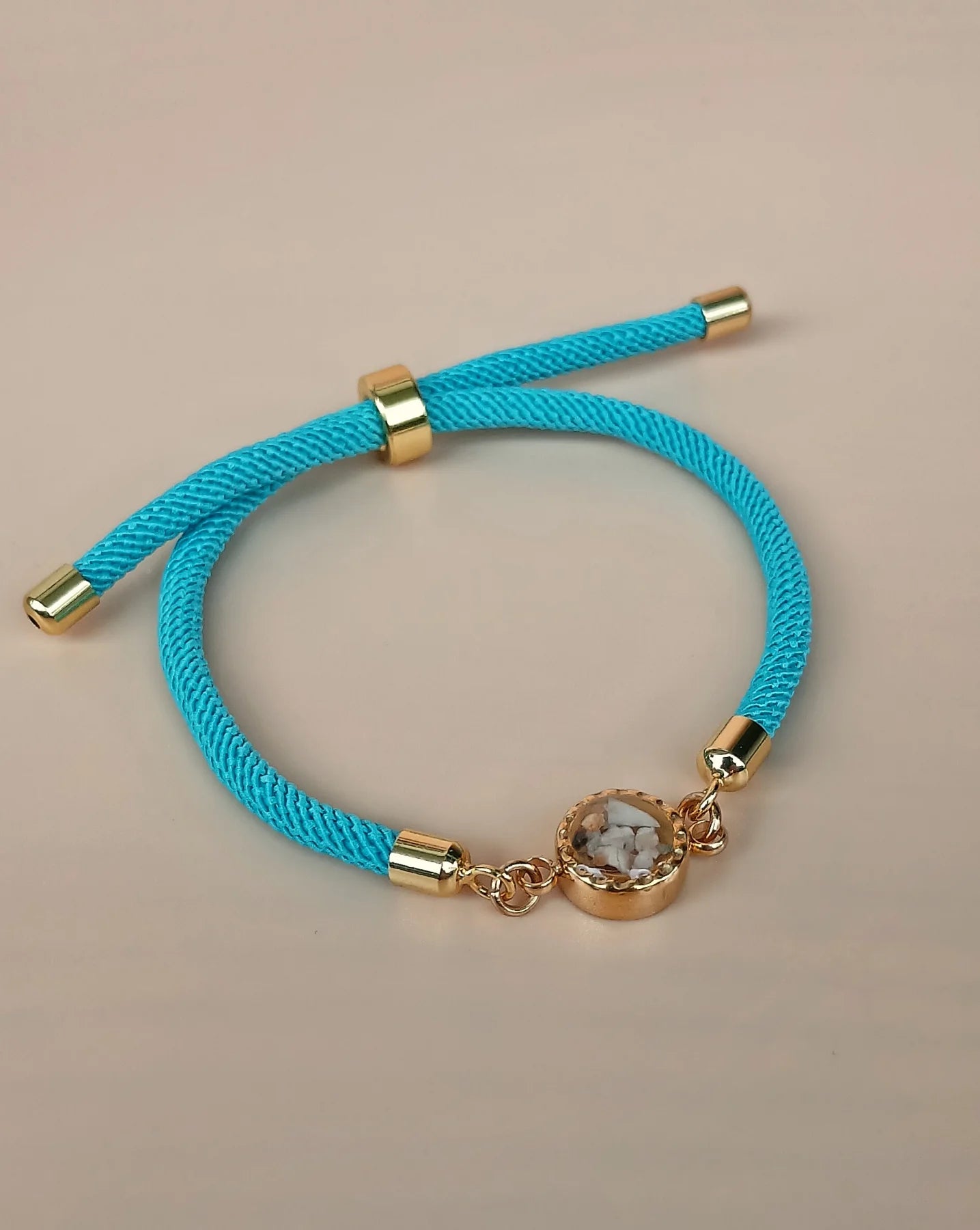 Armband Türkis mit Naturstein Anhänger