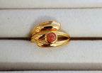 Goldener Statement Ring mit dunkelrosa Quarz