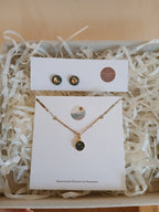 Schmuckset gold mit grünem Stein
