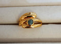 Goldener Statement Ring mit grünem Naturstein